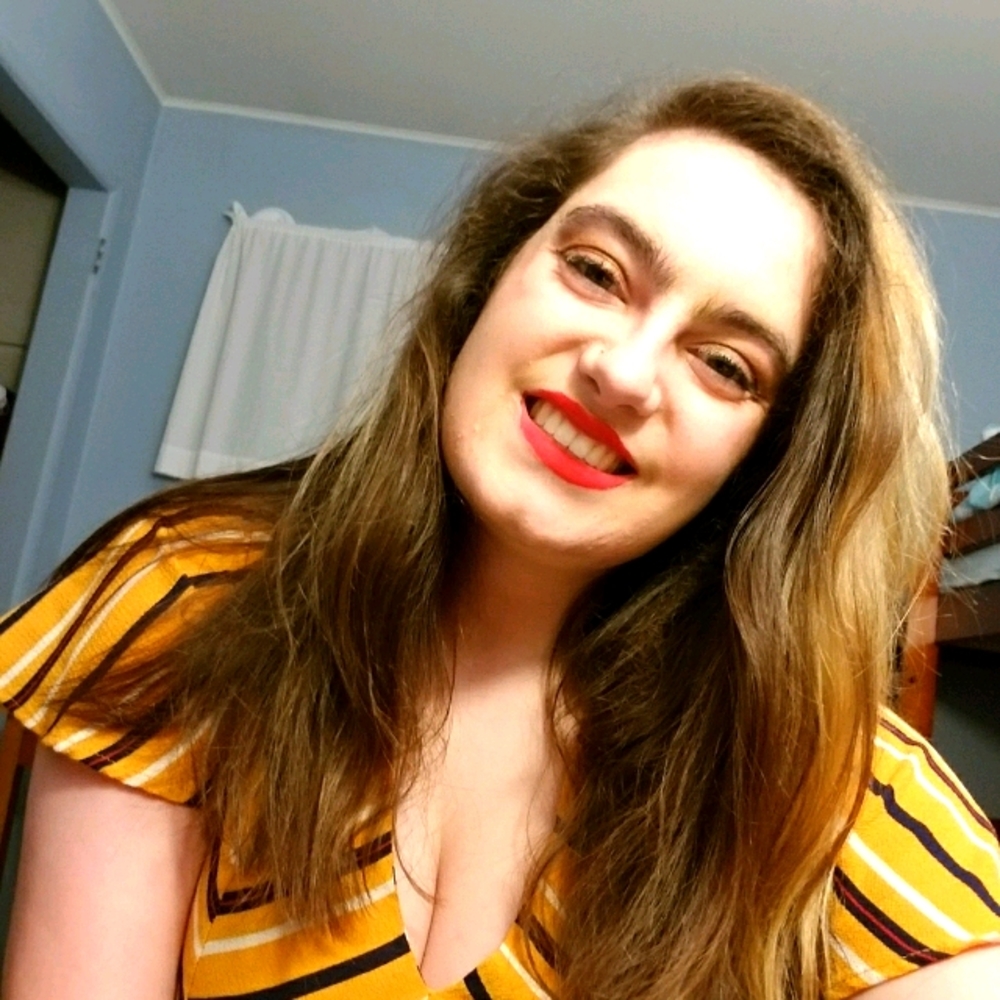 Meet your Posher, Courtney